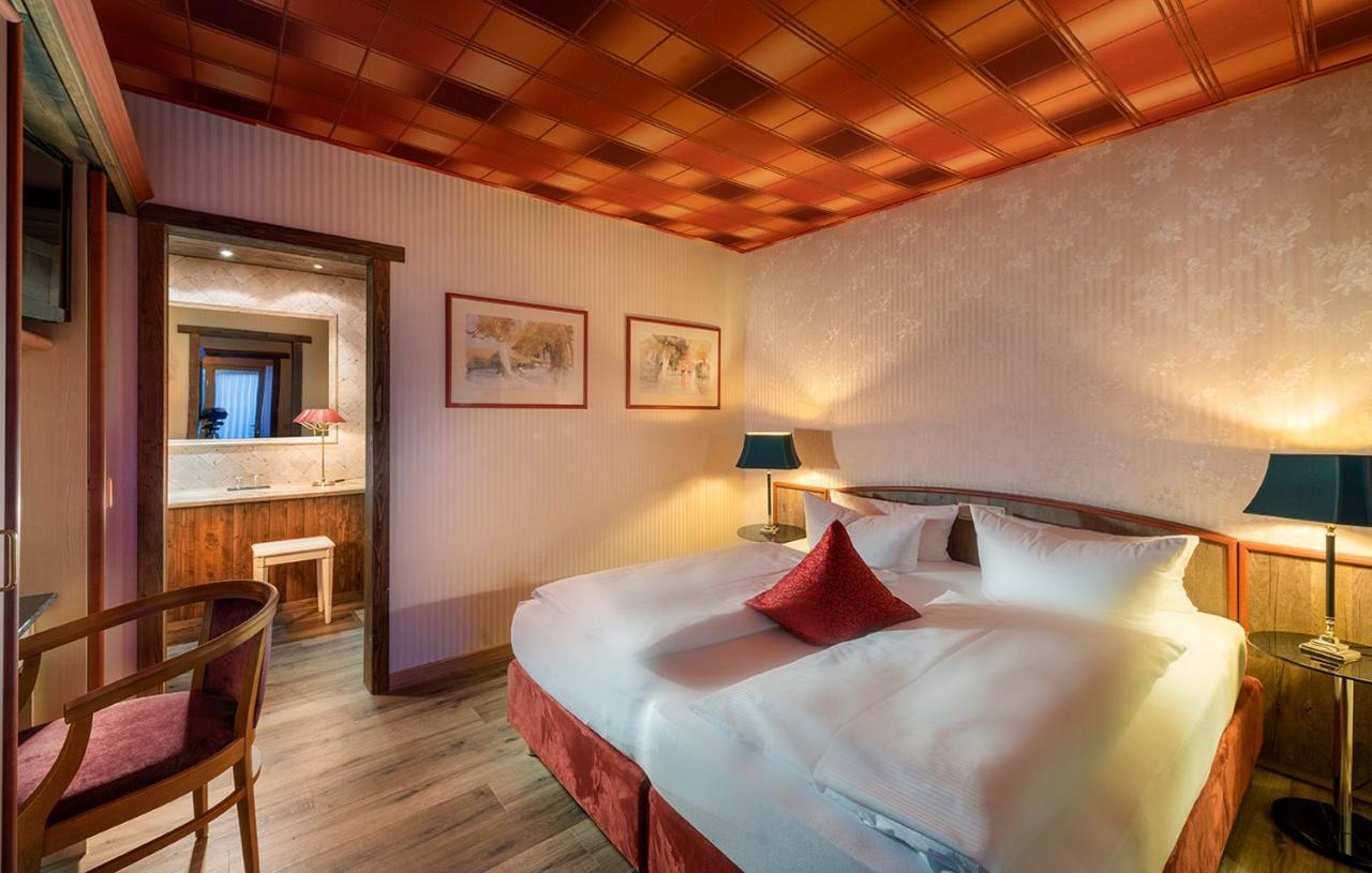 Wellnesshotel Seeschloesschen - Privat- Spa & Naturresort Senftenberg Exterior foto