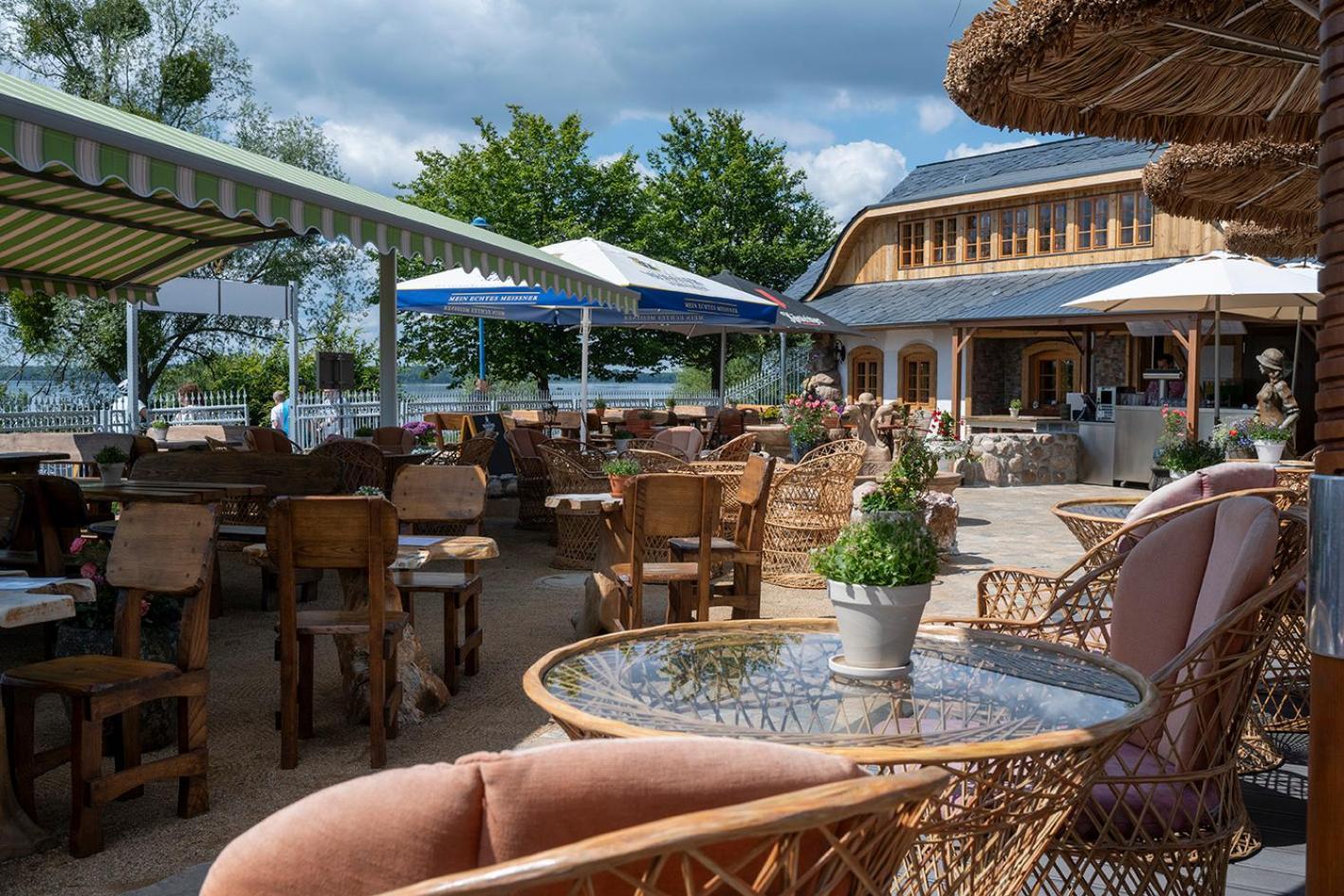 Wellnesshotel Seeschloesschen - Privat- Spa & Naturresort Senftenberg Exterior foto