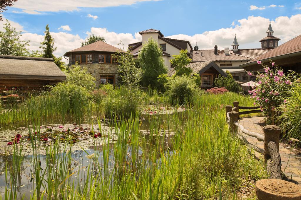 Wellnesshotel Seeschloesschen - Privat- Spa & Naturresort Senftenberg Exterior foto